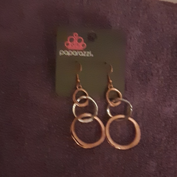 Paparazzi earrings